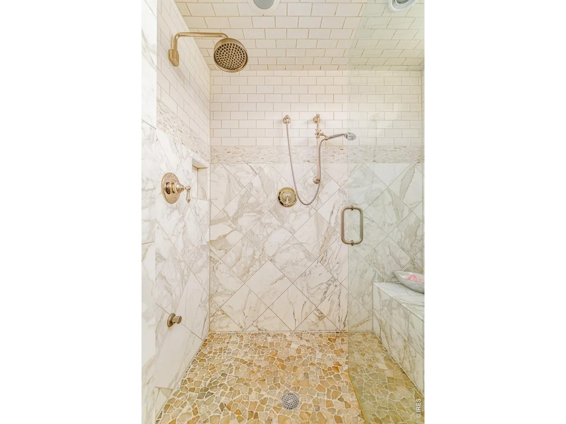 Photo of 1550 Poplar Ave