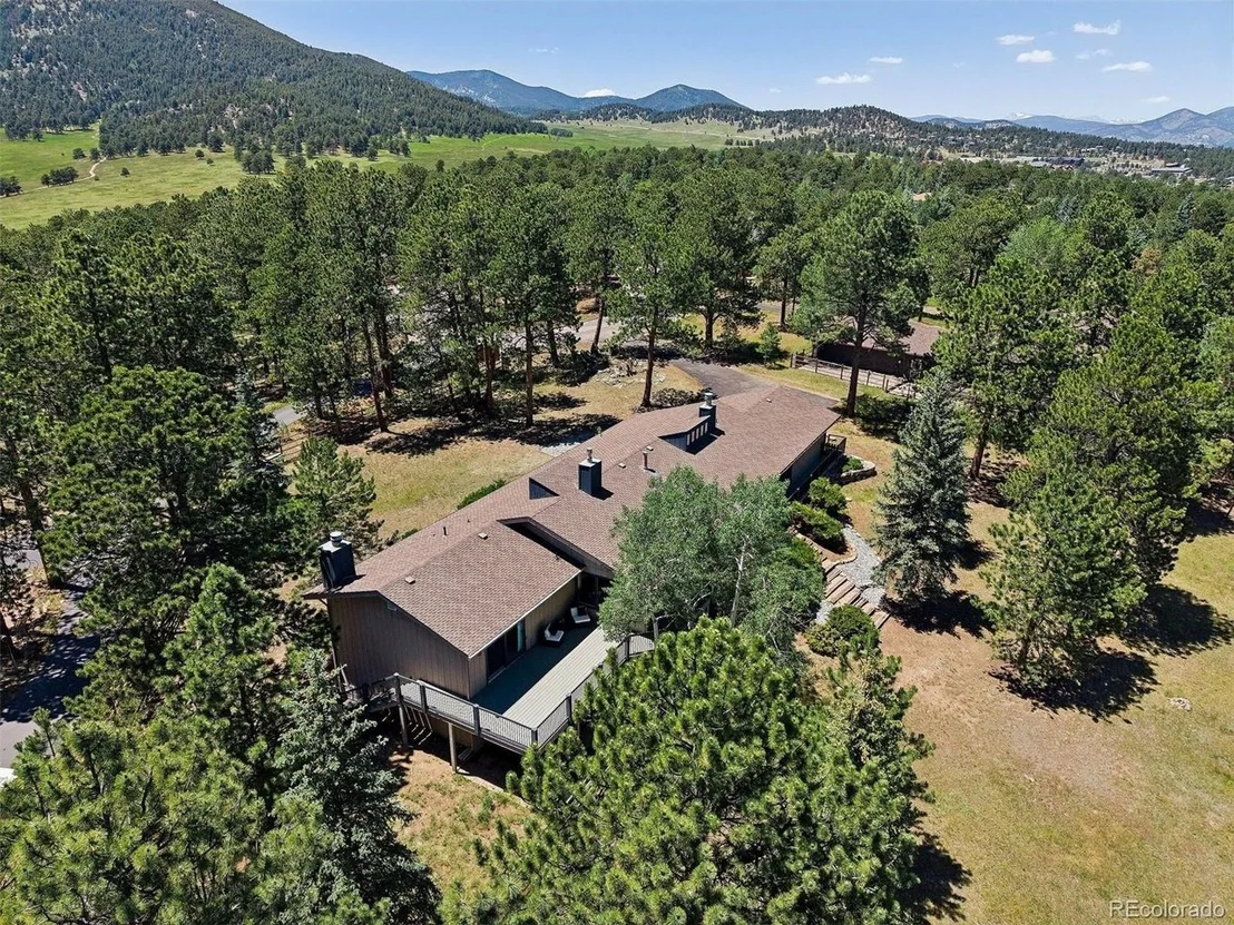 Photo of 31347 Tamarisk Ln