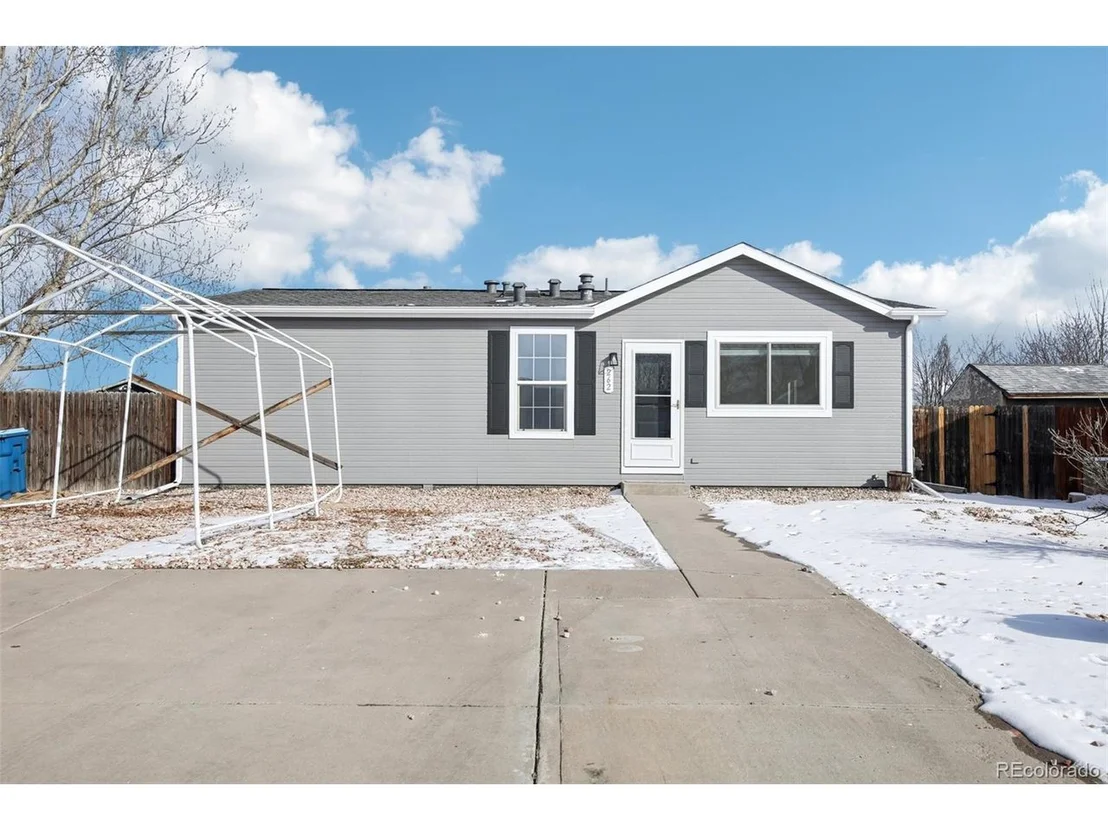 Photo of 262 Apache Pl