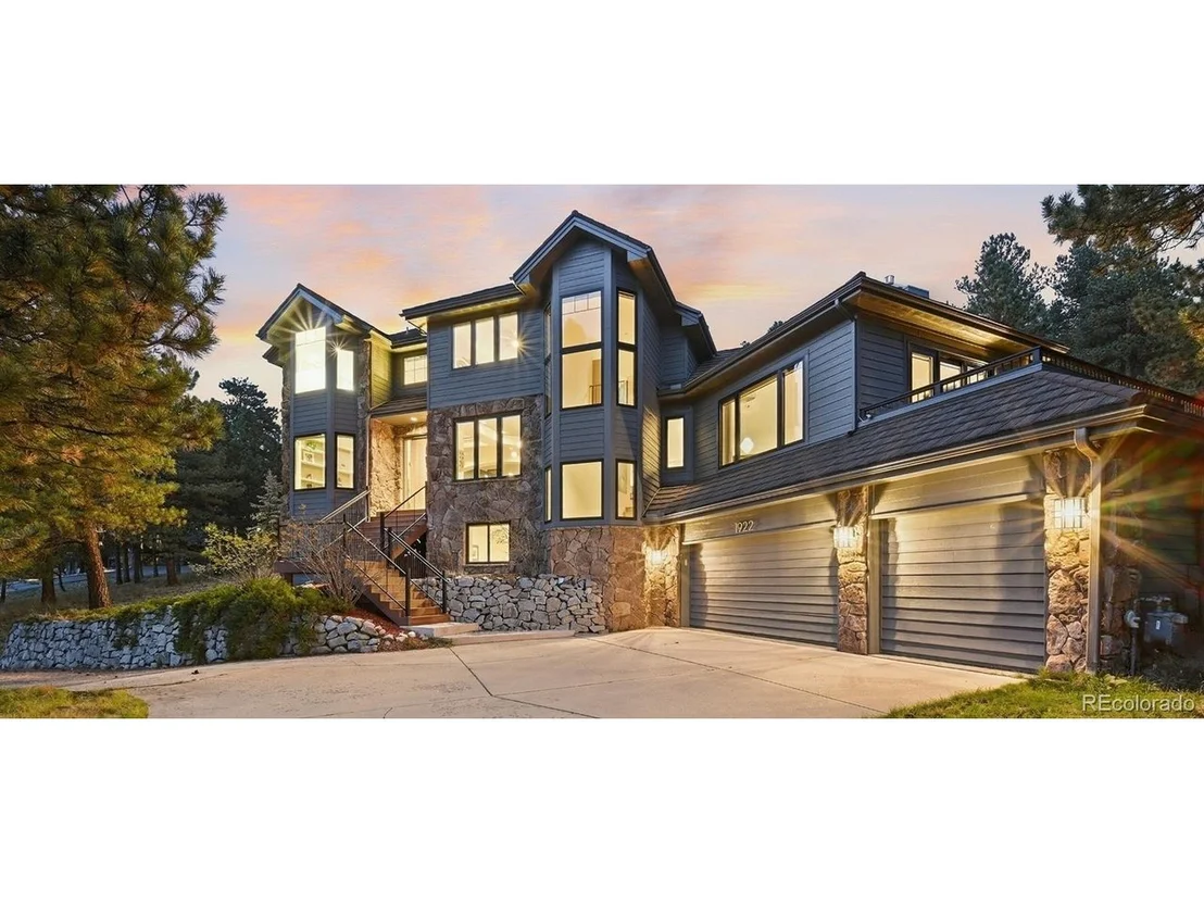 Photo of 1922 Baldy Ln