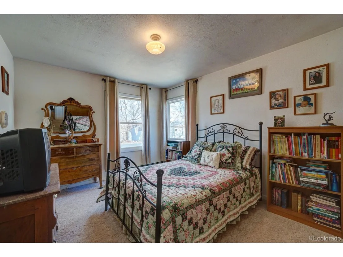 Photo of 77 Illinois Ave