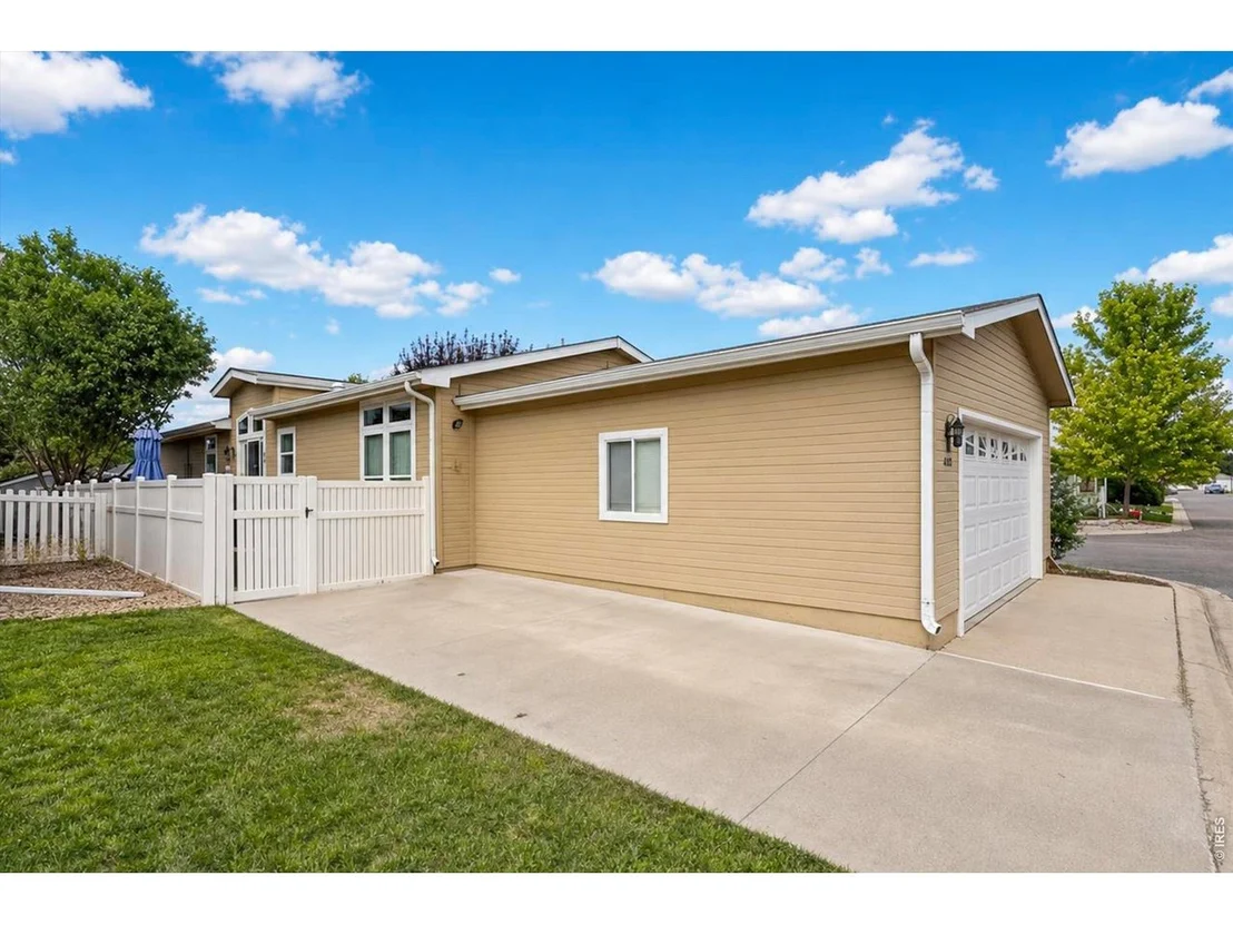 Photo of 7821 St Vrain Dr