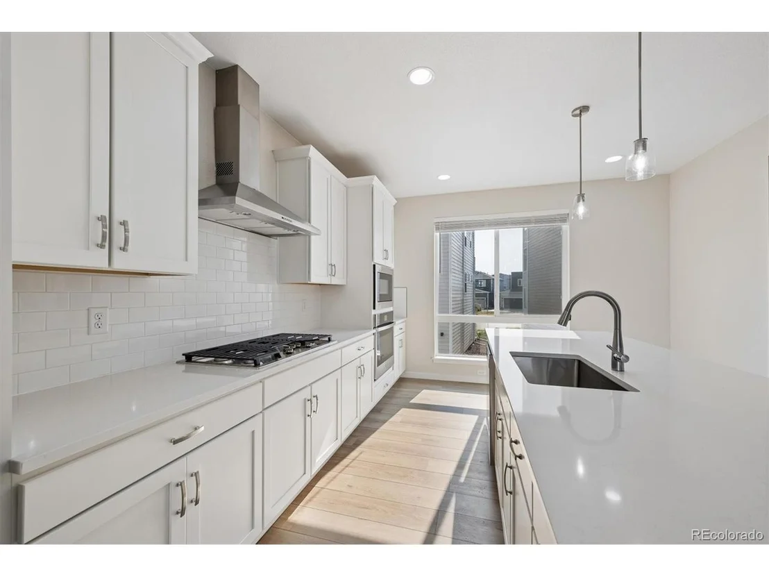 Photo of 12331 Farmview Ln