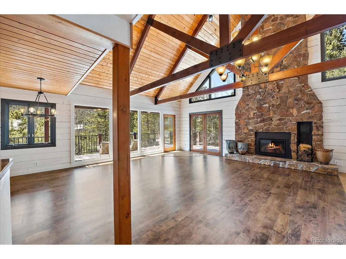 Photo of 81 Mountain View Dr