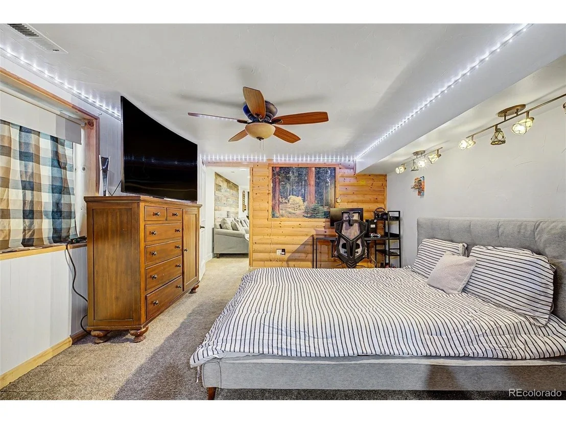 Photo of 150 Starr Ln