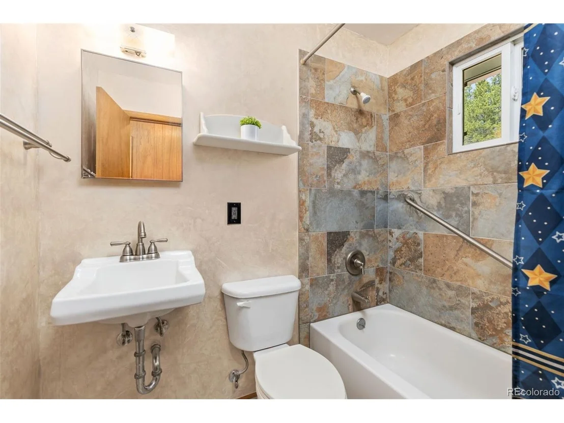 Photo of 20 Paint Brush Dr