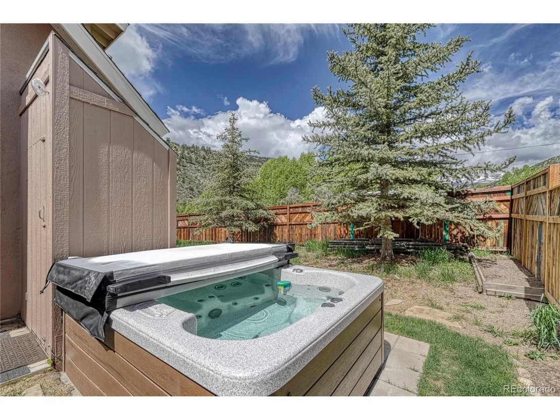 Photo of 16825 County Road 220