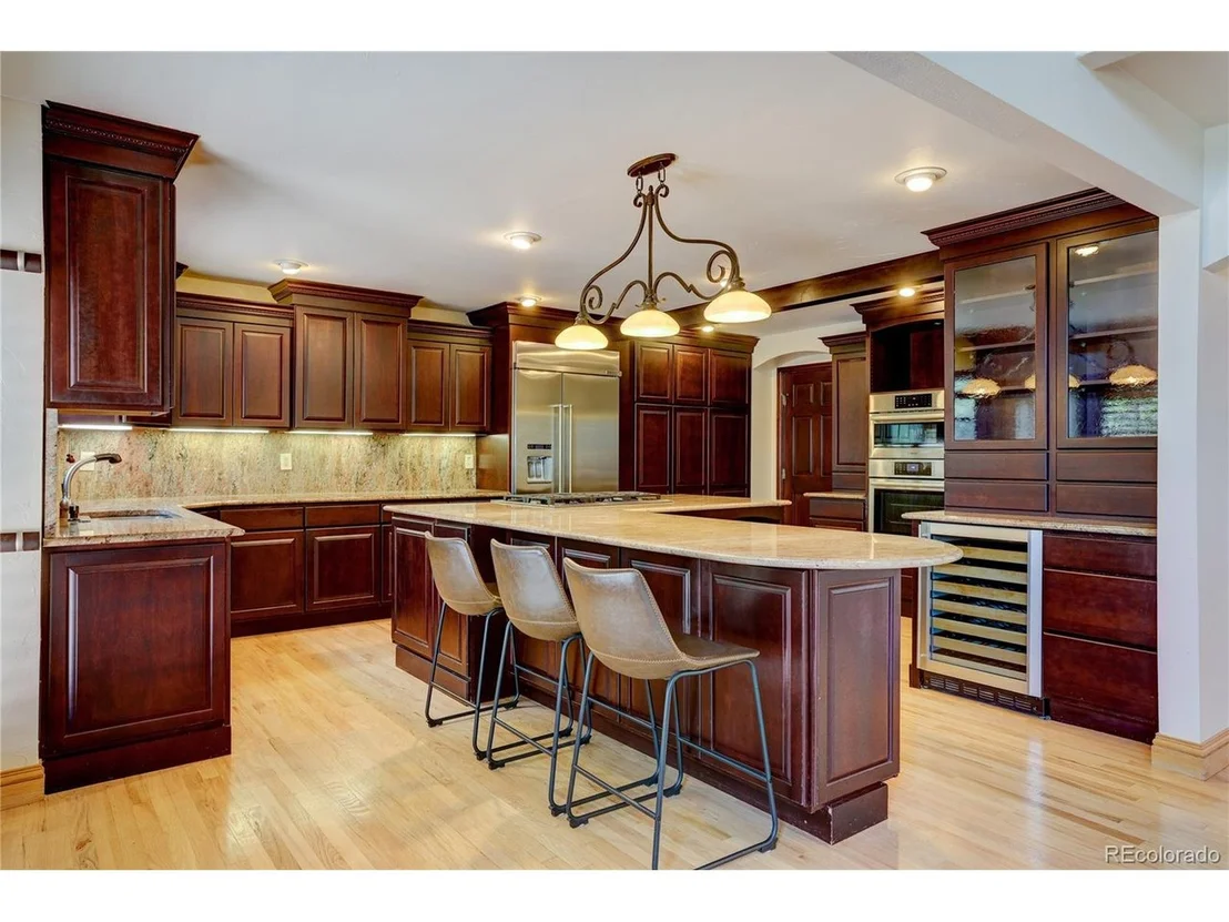Photo of 8844 Forrest Dr