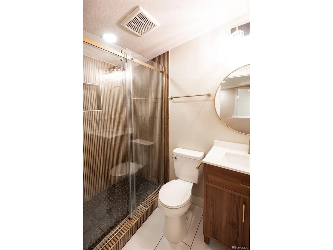 Photo of 4116 Bryant St