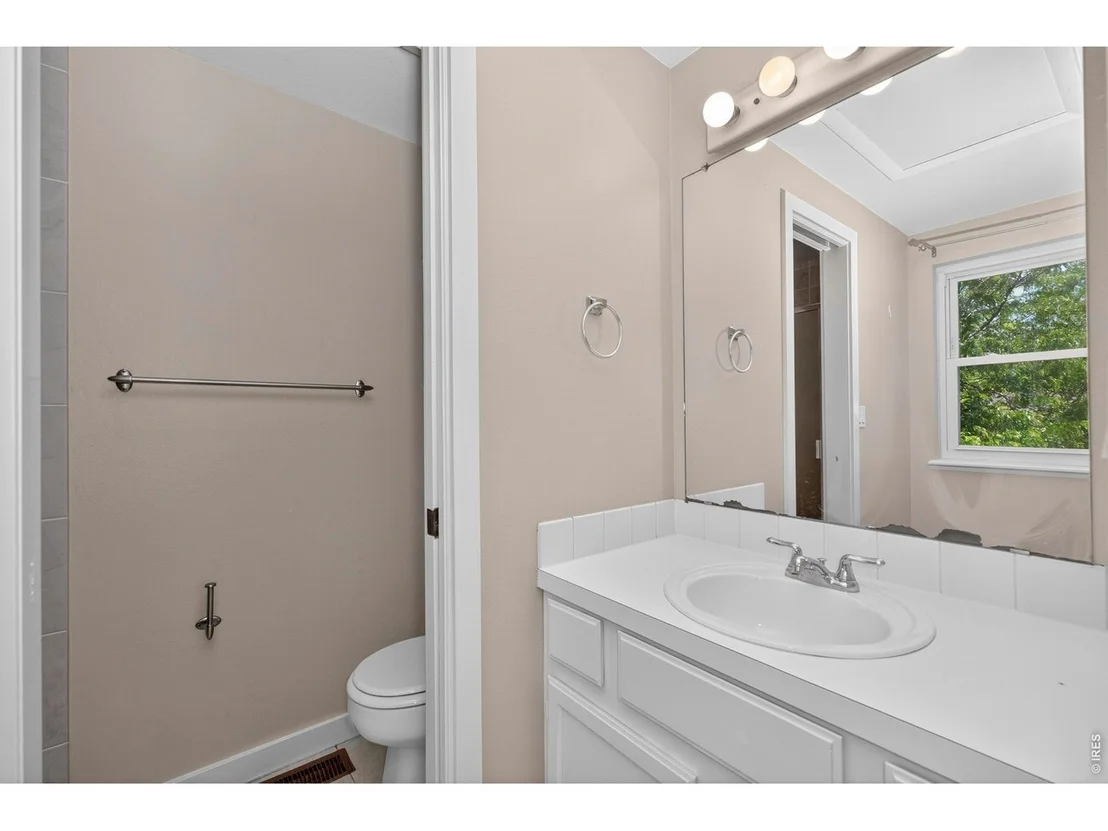 Photo of 4535 Seaway Cir
