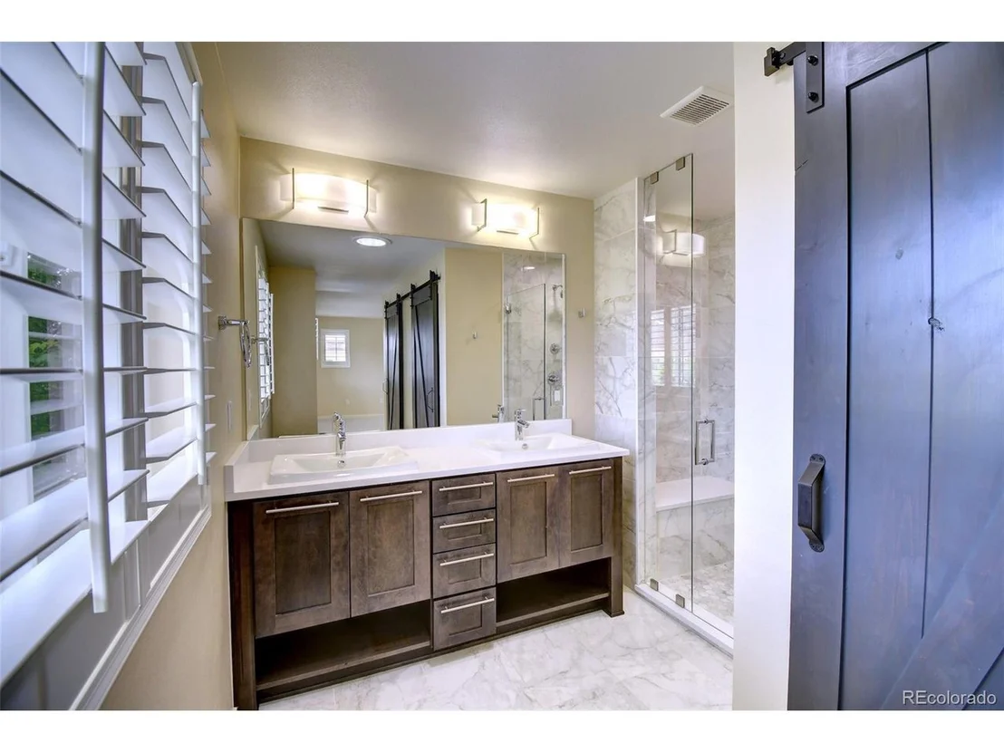 Photo of 9727 Dunning Cir