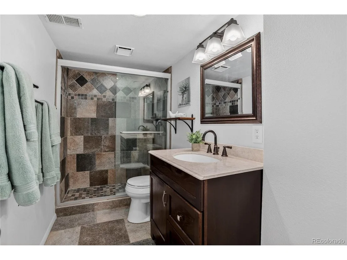 Photo of 2795 Vassar Dr