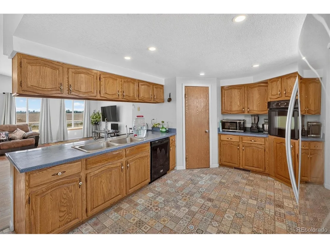 Photo of 32189 County Road 16