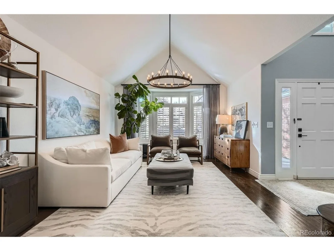Photo of 366 Elm St