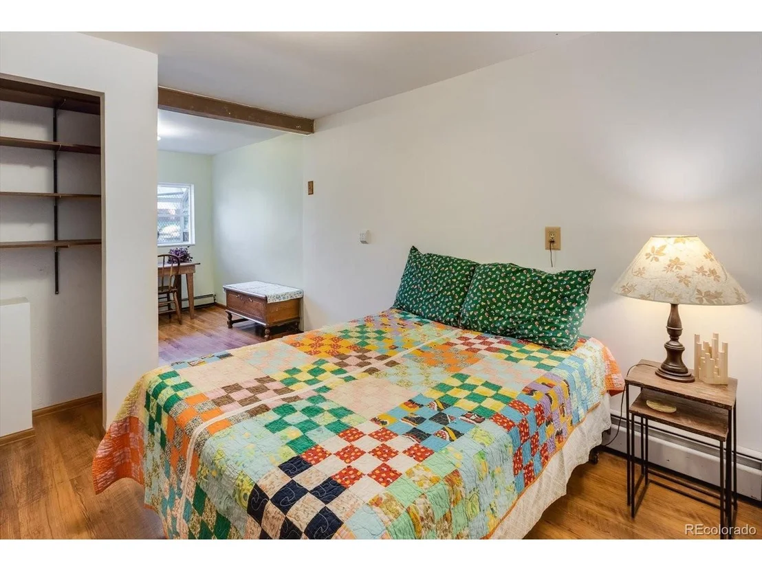 Photo of 11017 Circle Dr