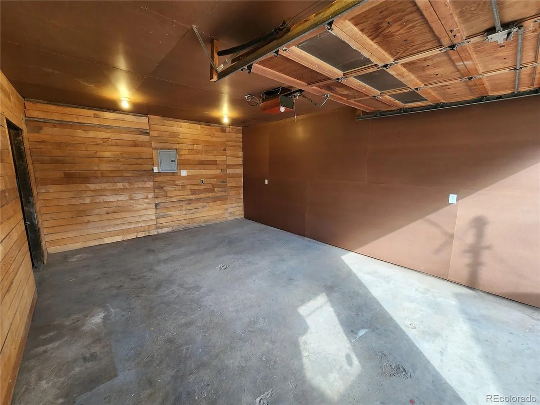 Photo of 6875 Reno Dr