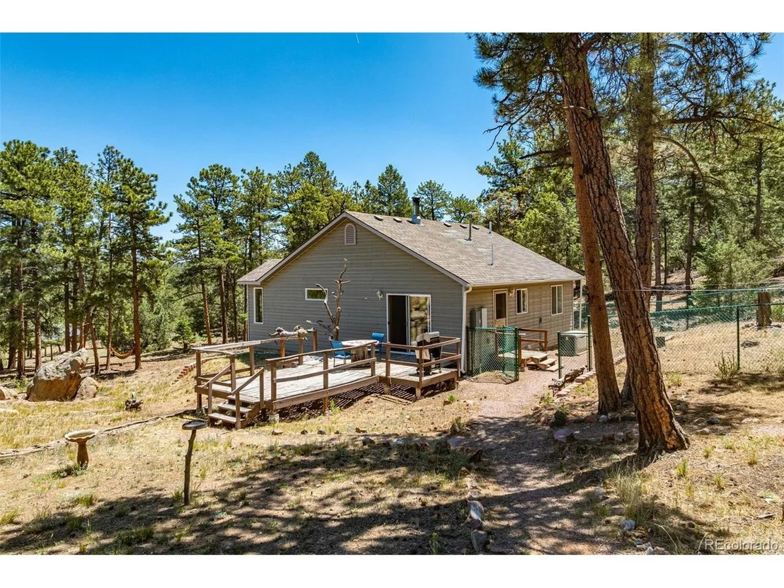 Photo of 632 Nels Dr