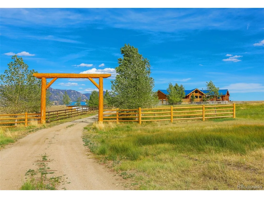 Photo of 13877 W County Road 270