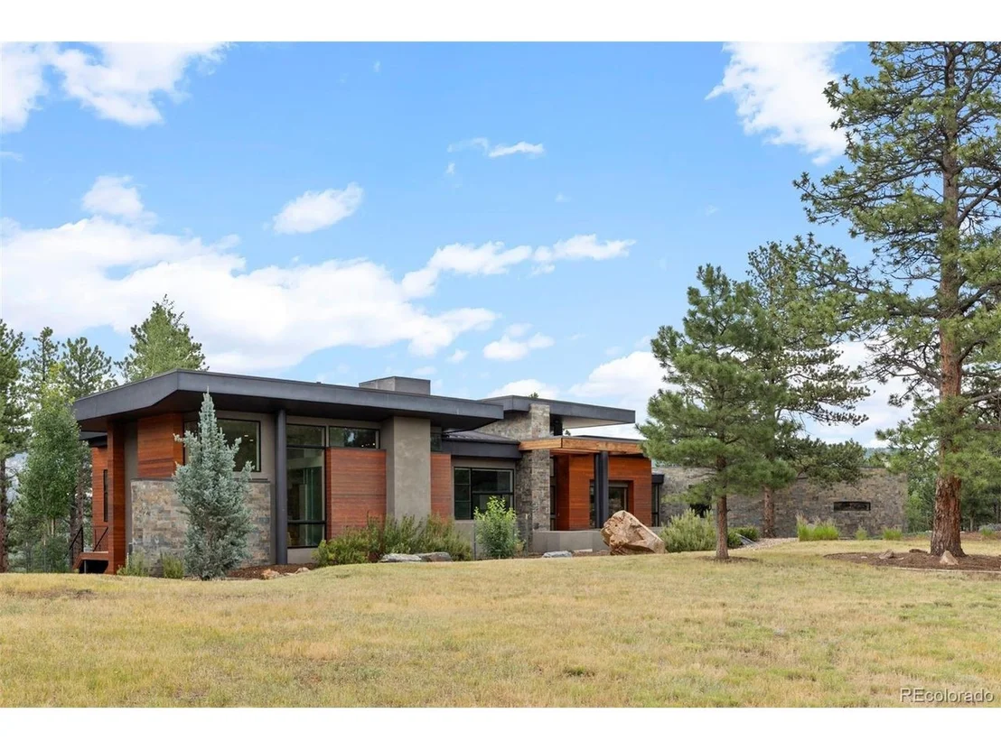 Photo of 2888 Highlands View Rd