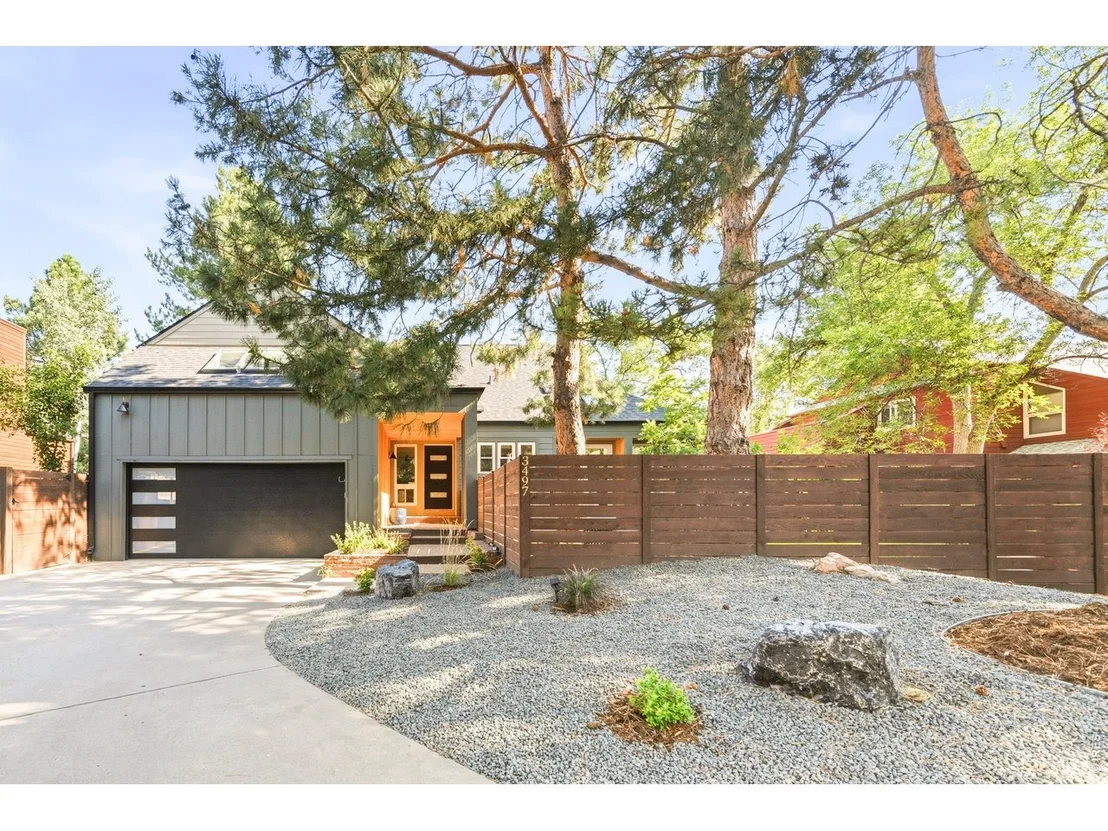 Photo of 3497 Iris Ct