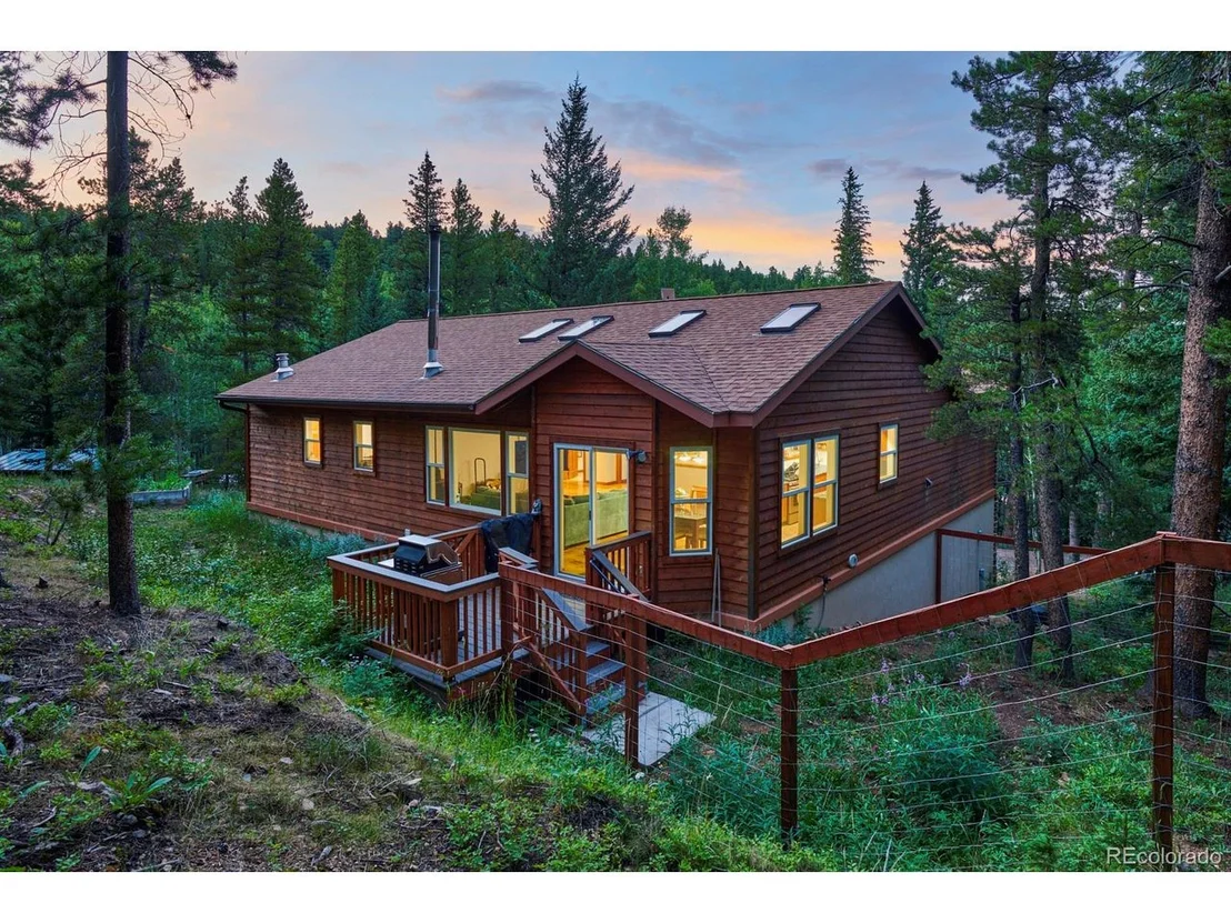 Photo of 70 Collins Way