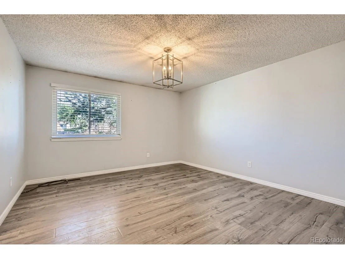Photo of 4413 E 107th Cir
