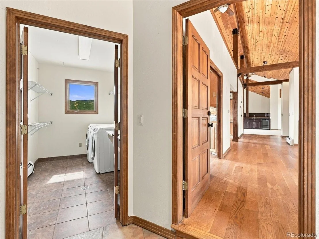Photo of 35000 Fox Ridge Rd