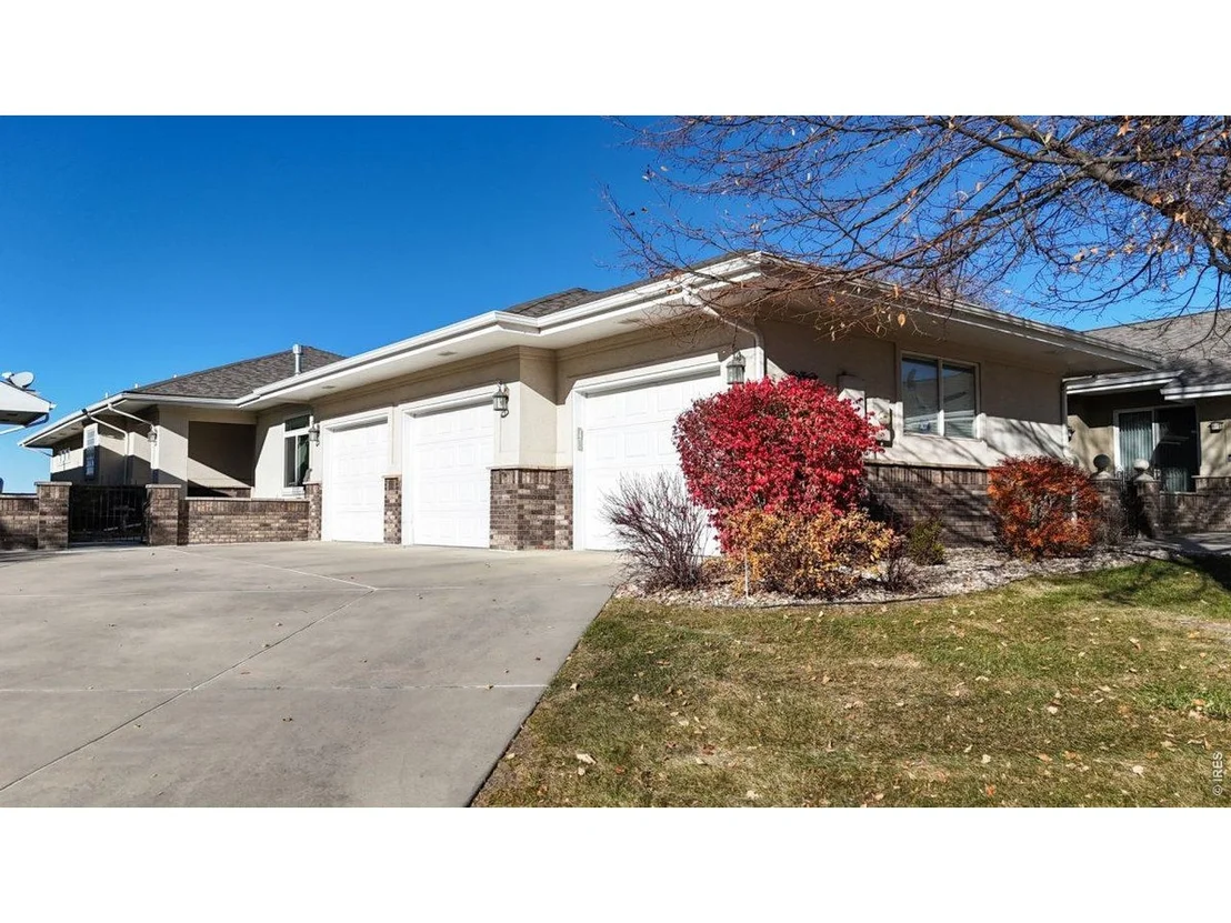 Photo of 5852 Watson Dr