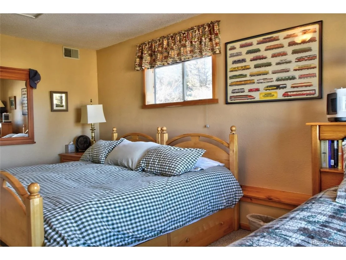 Photo of 201 Bronco Cir