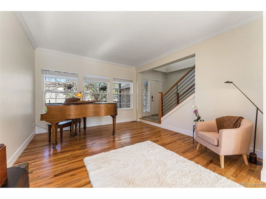 Photo of 321 Driftwood Cir