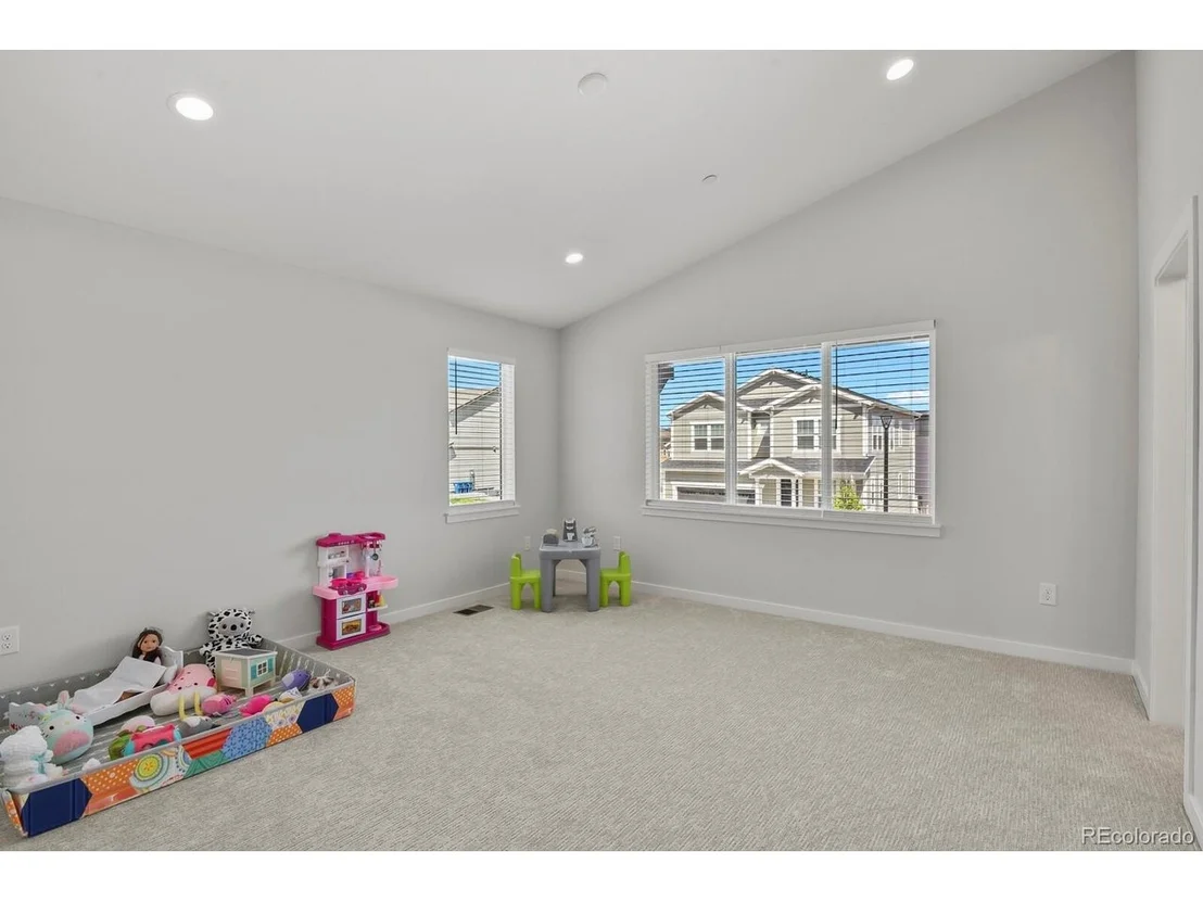 Photo of 106 Cayauga Way