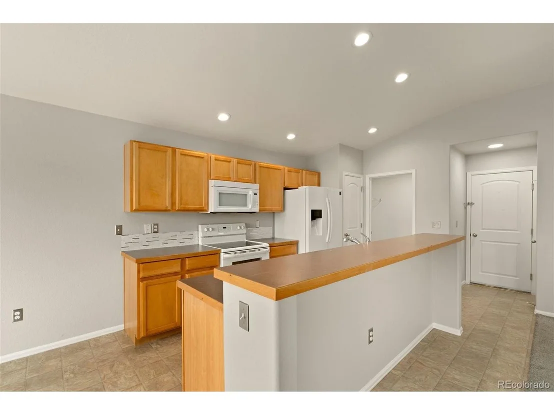 Photo of 2933 Alpine Ave