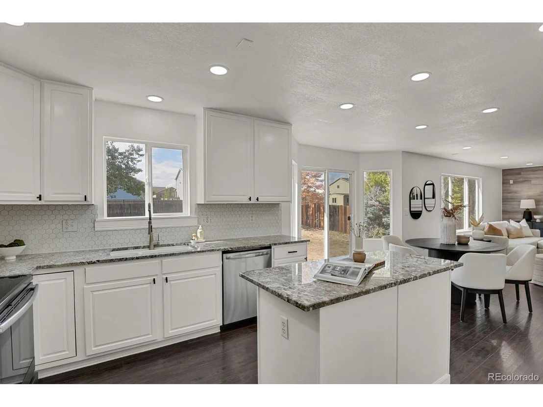 Photo of 7227 Prairie Cir