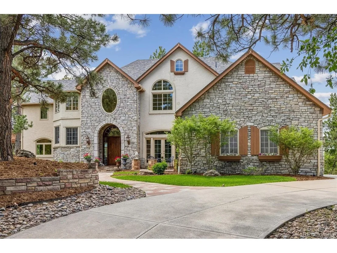 Photo of 2376 Trails End