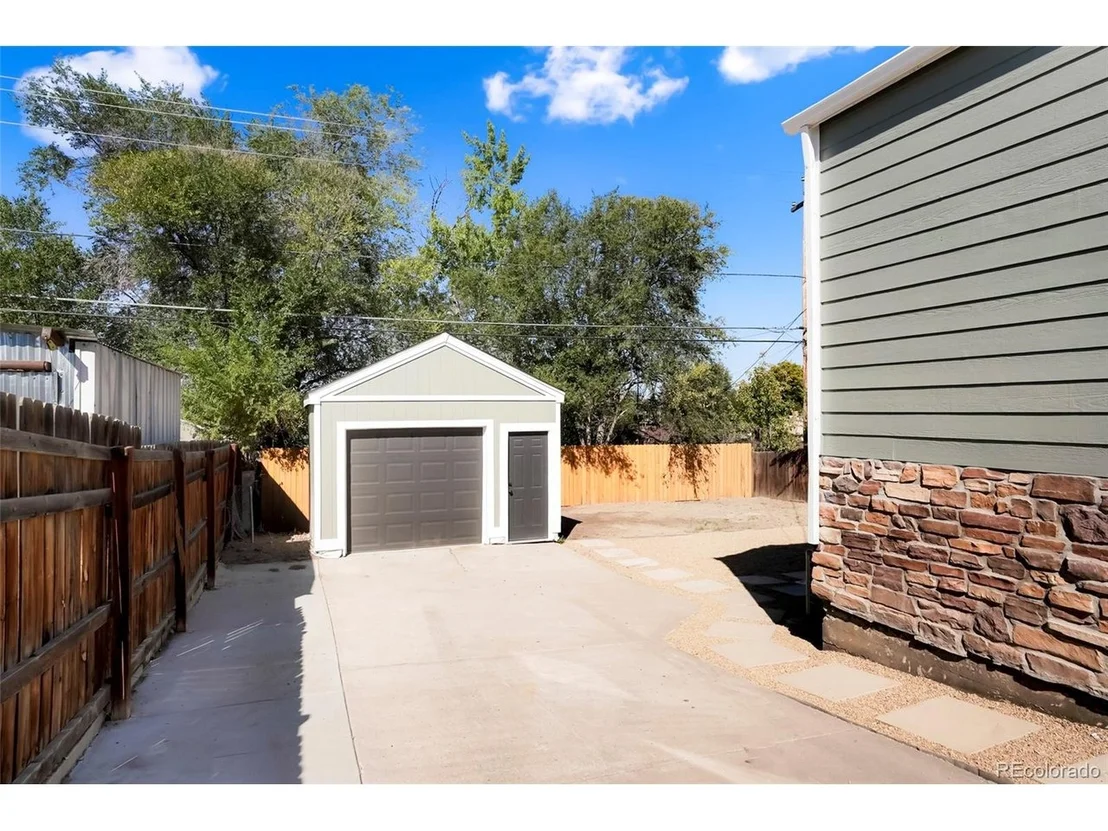 Photo of 4565 W Exposition Ave
