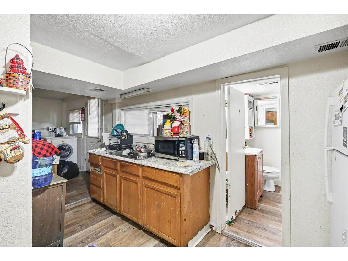 Photo of 400 22nd Ave