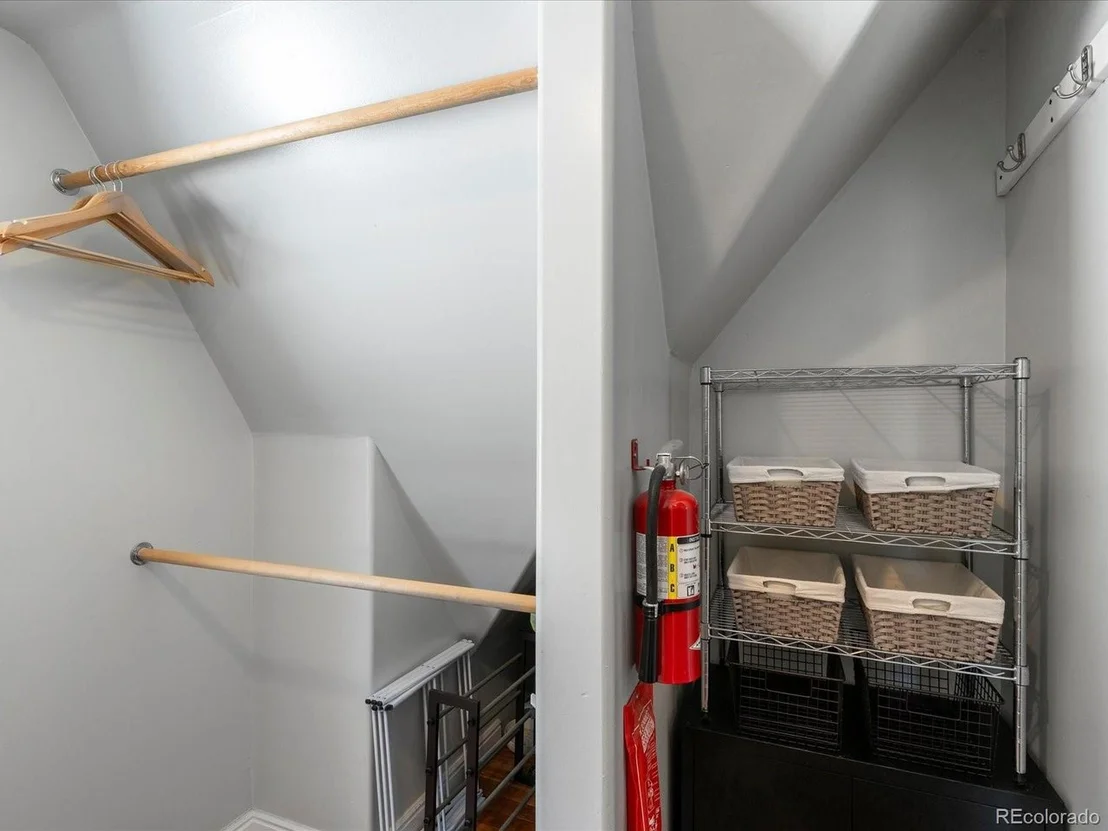 Photo of 176 W Maple Ave