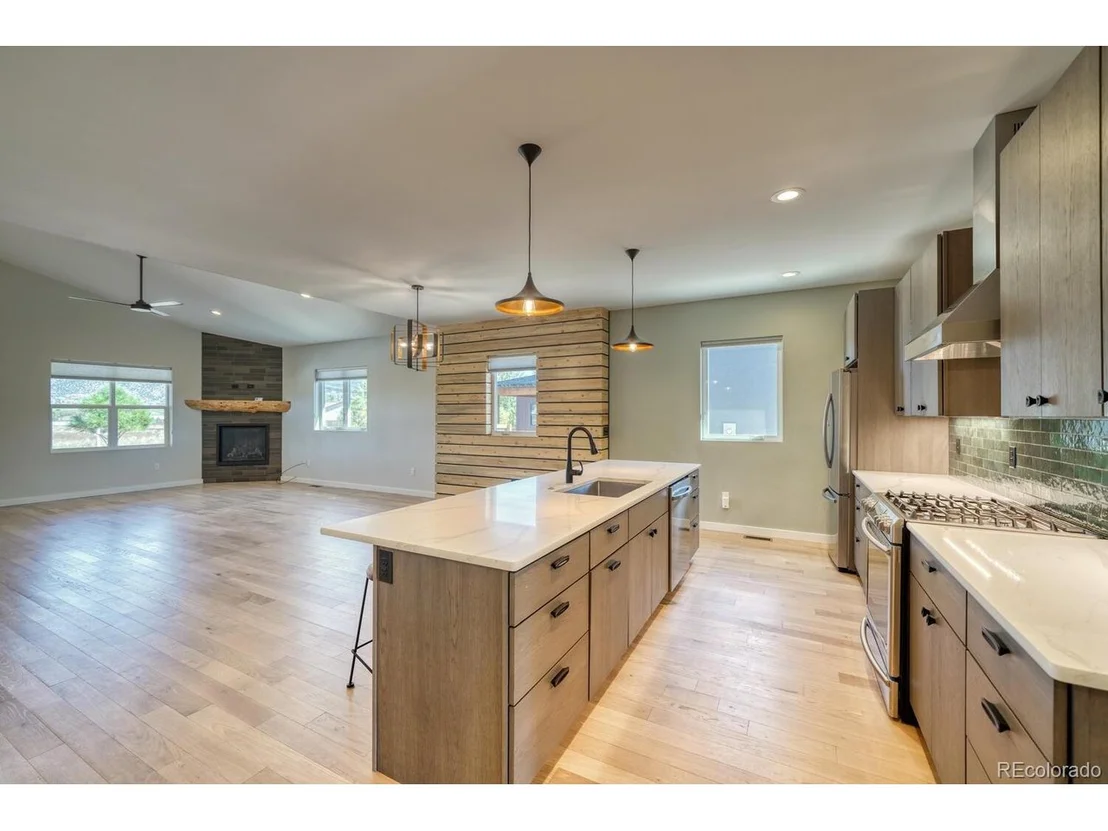 Photo of 7547 County Road 141