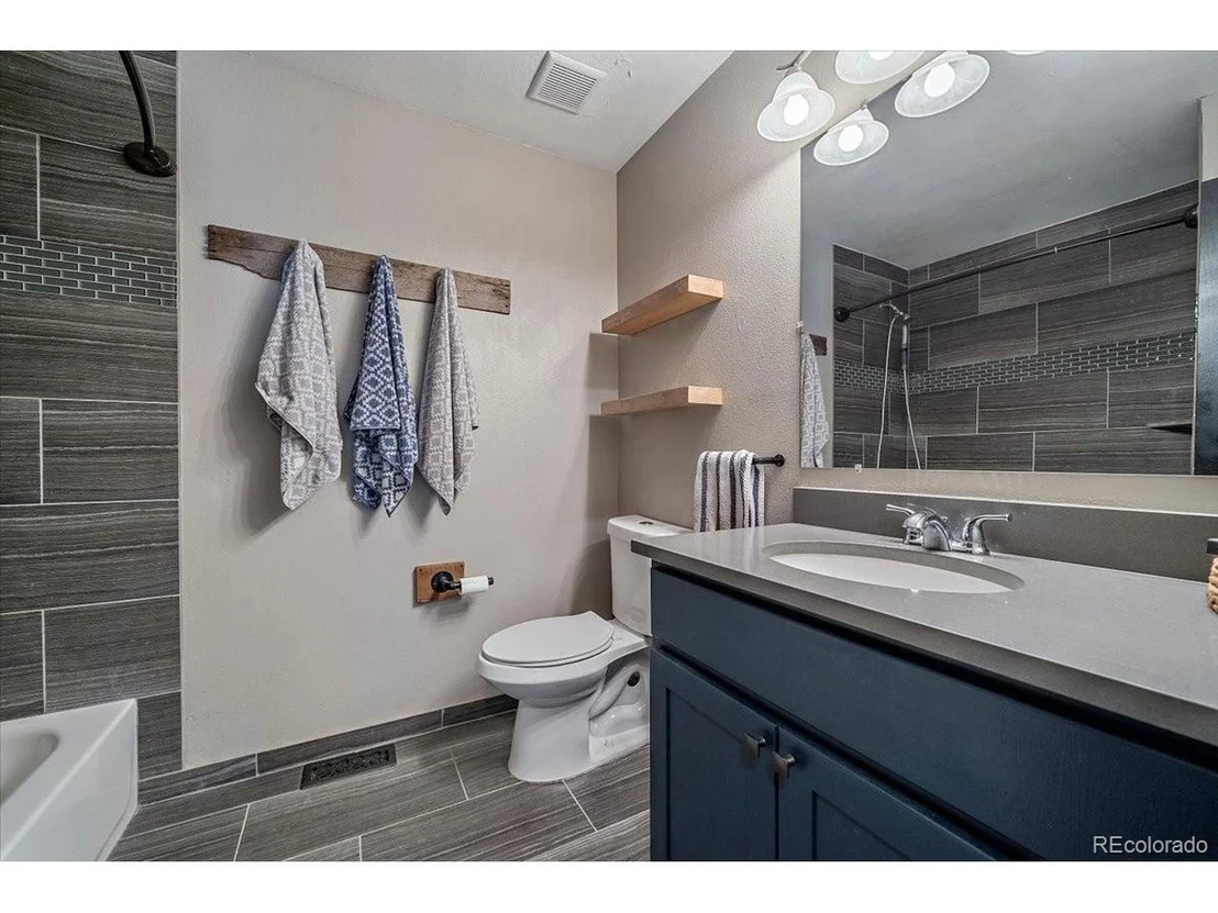 Photo of 1243 Sioux Trl