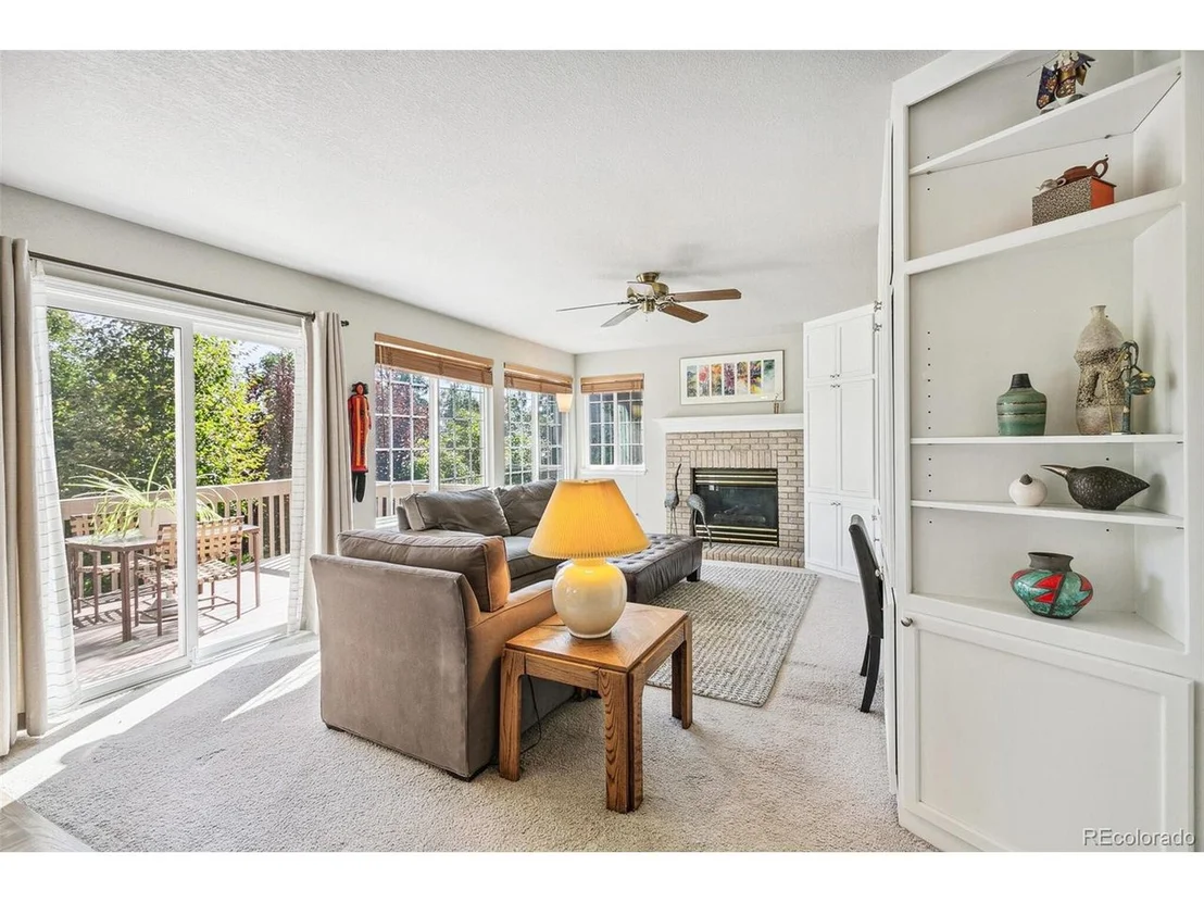 Photo of 9528 La Quinta Dr
