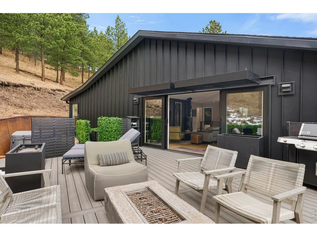 Photo of 316 Pine Tree Ln