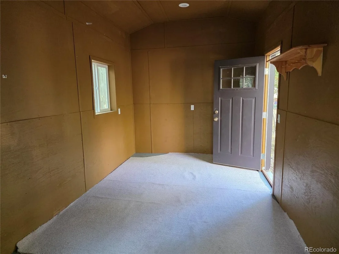 Photo of 622 Foxtail Dr