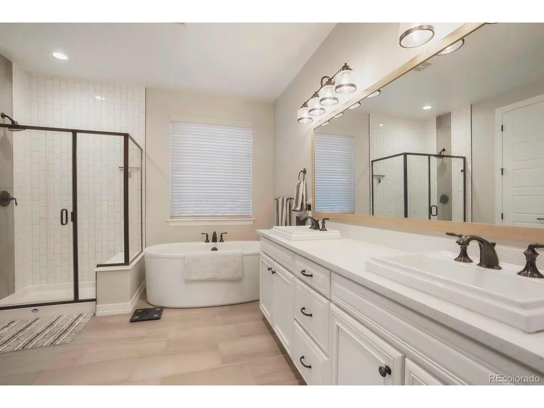 Photo of 1293 Lyons Ln