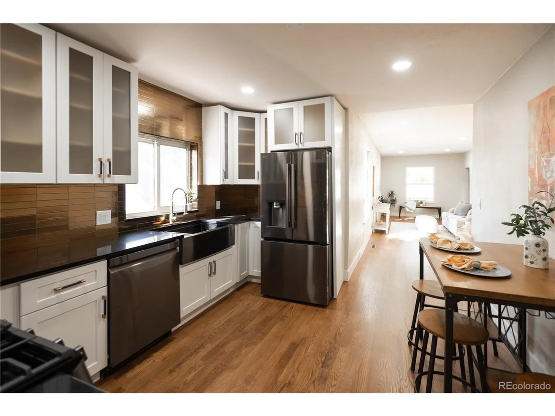 Photo of 4116 Bryant St
