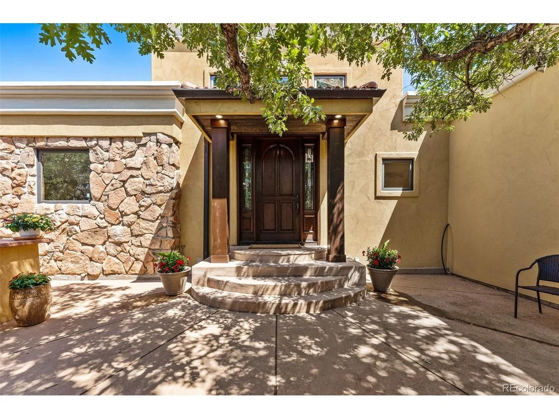 Photo of 5970 Crestbrook Dr