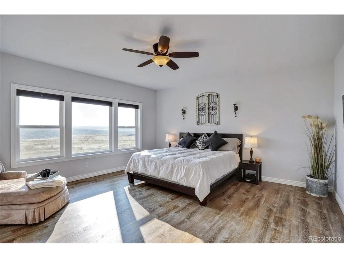Photo of 13990 Long View Cir