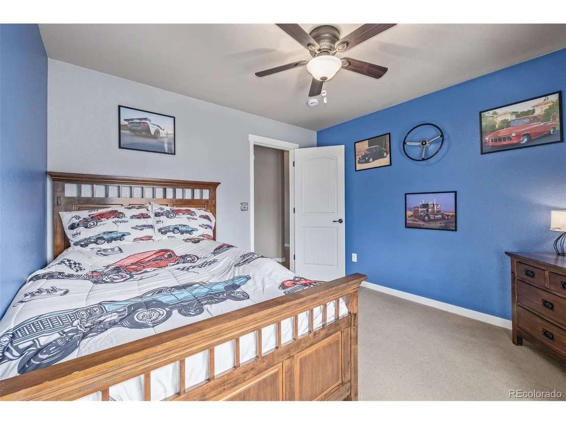 Photo of 215 Dee Rd
