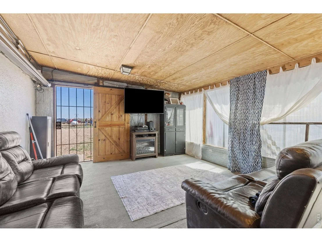 Photo of 21040 County Road 44