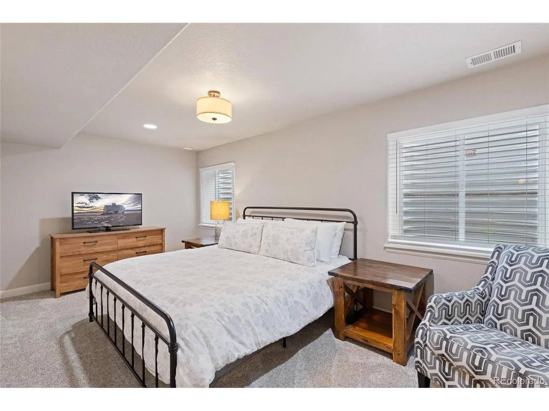 Photo of 11870 Cattle Ln