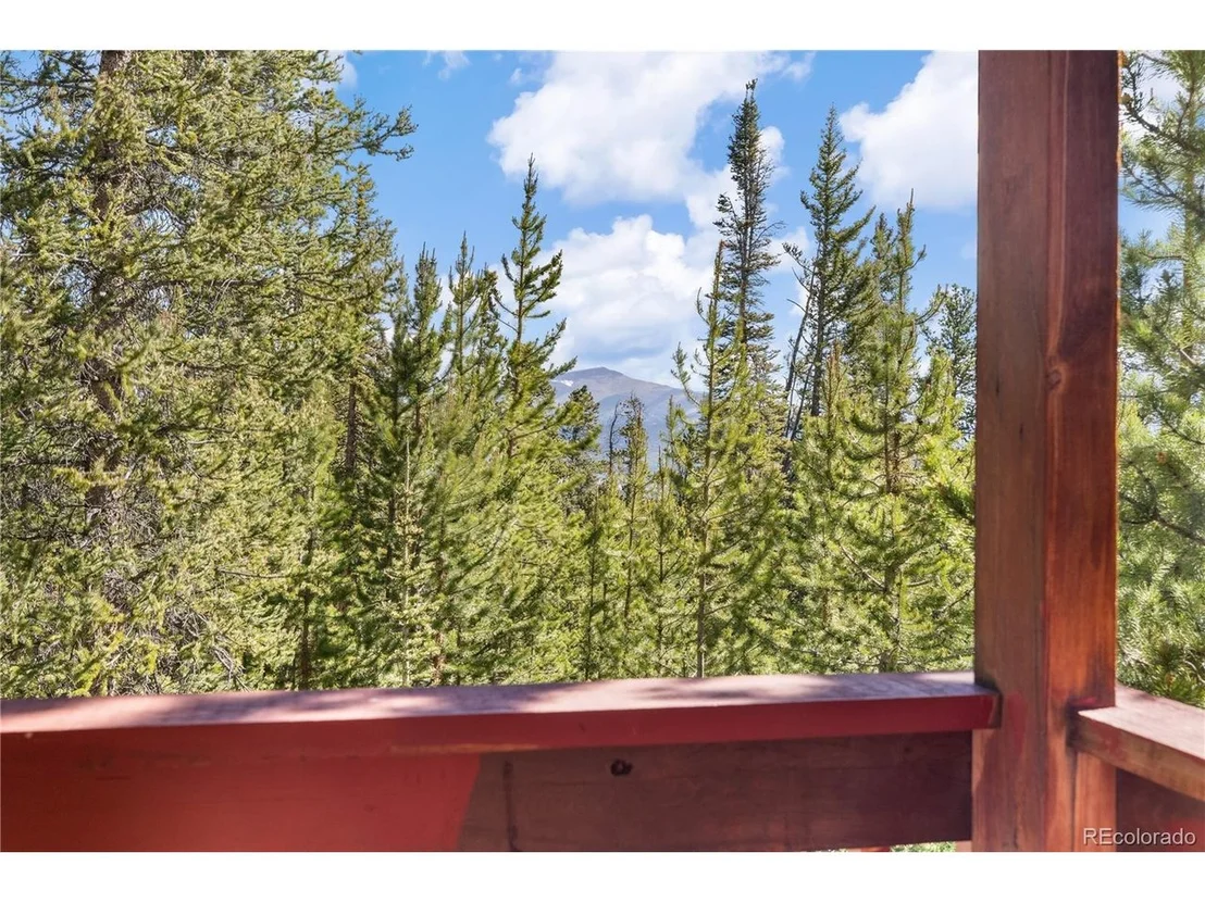 Photo of 424 Dry Gulch Rd